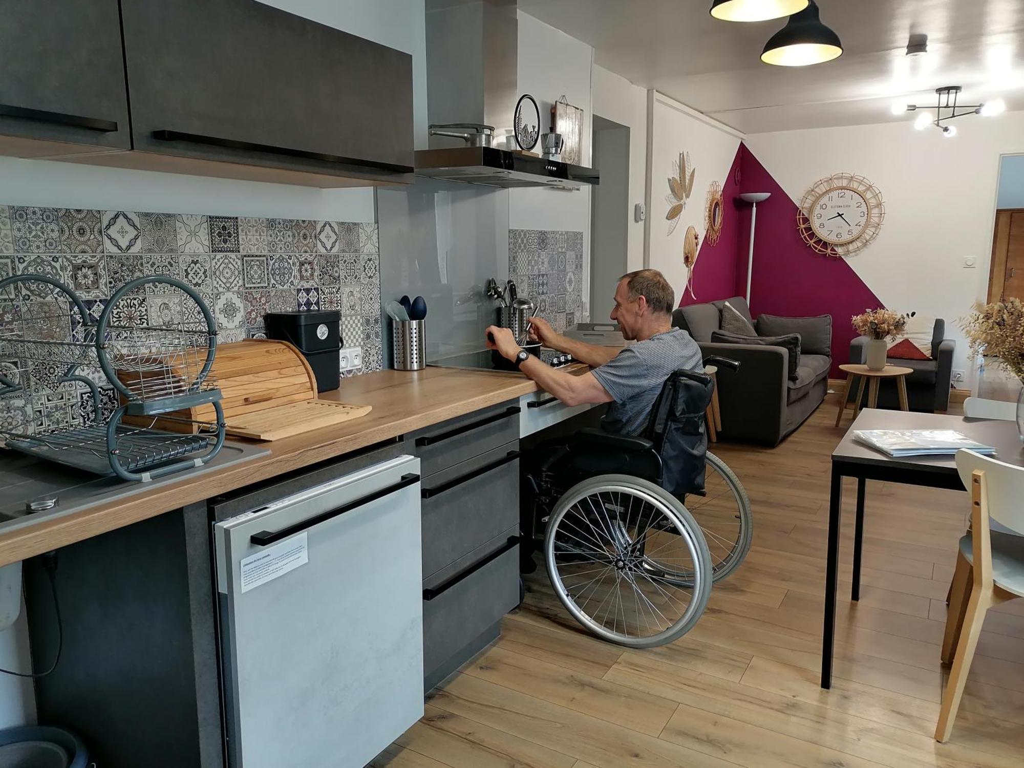 Aux D'Estaing Croises, Gite De Montagne Accessible A Tous ภายนอก รูปภาพ