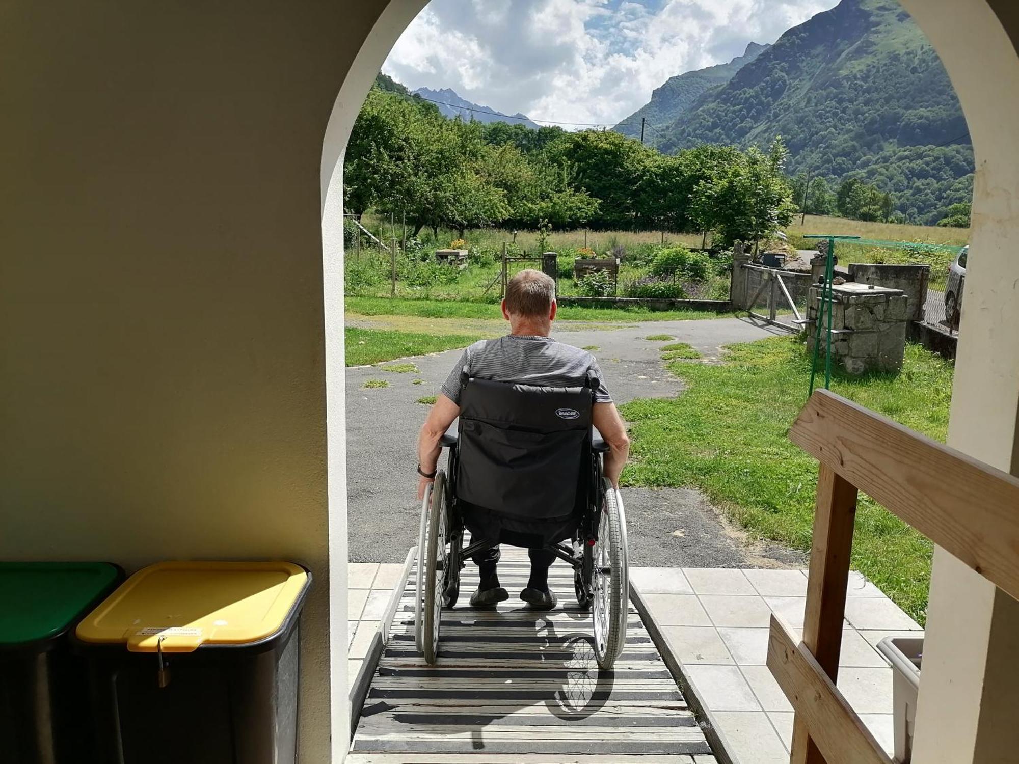 Aux D'Estaing Croises, Gite De Montagne Accessible A Tous ภายนอก รูปภาพ